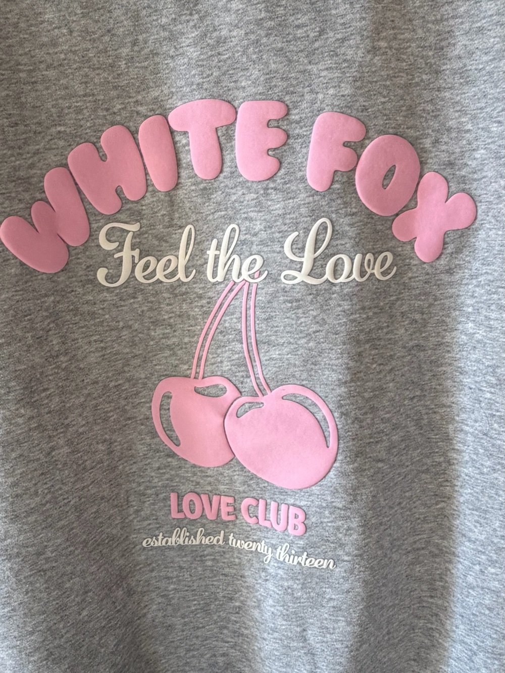 White Fox Feel the Love Hoodie- S/M - Picture 11 of 11